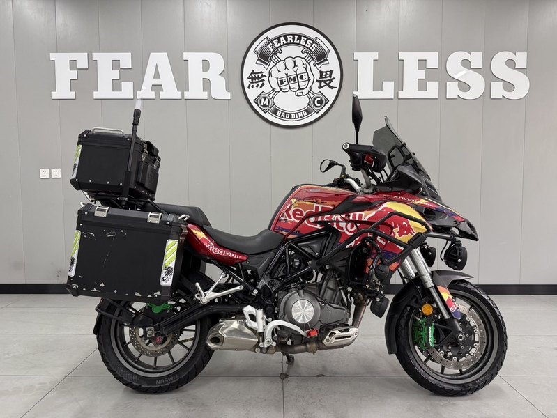 二手贝纳利金鹏 TRK502