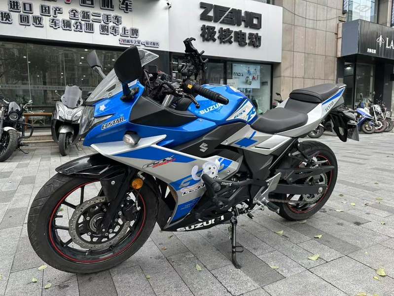二手豪爵铃木GSX250R