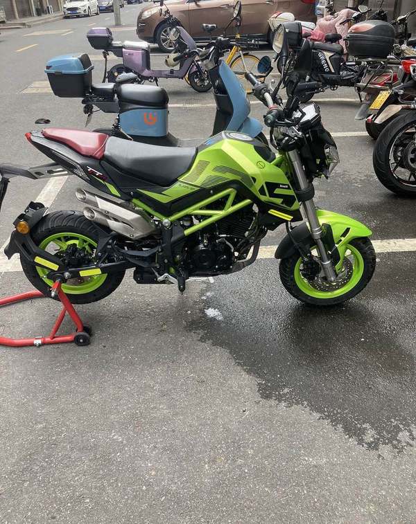 二手贝纳利小暴龙TNT125