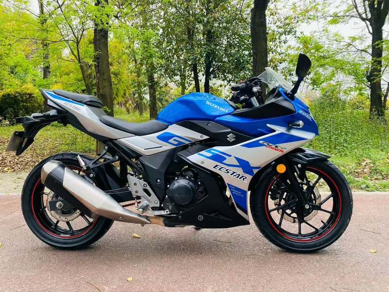 二手豪爵铃木GSX250R