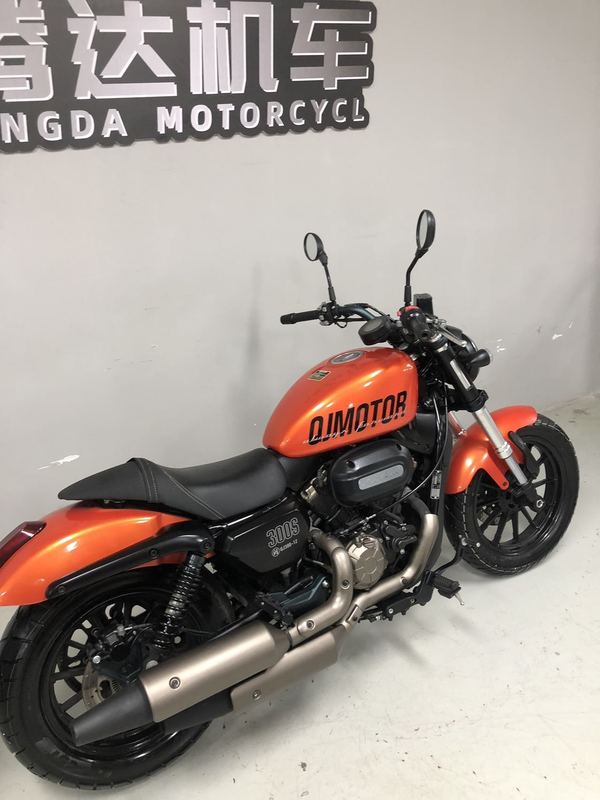 二手QJMOTOR闪300