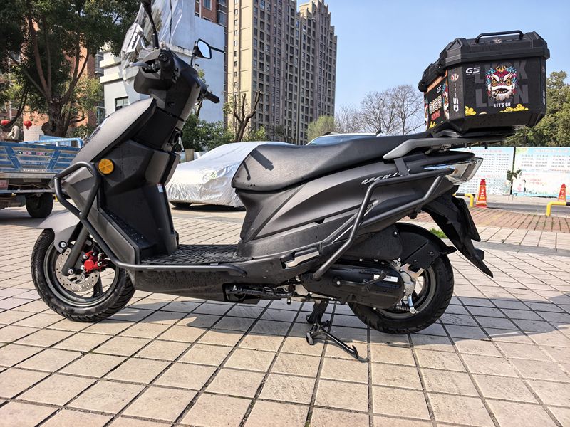 二手济南铃木优驿 UE125T