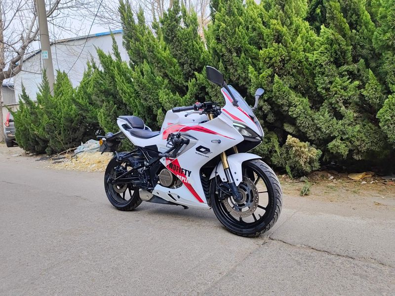二手QJMOTOR赛250