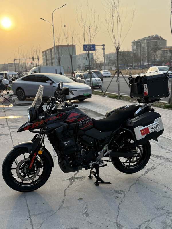 二手豪爵铃木DL250