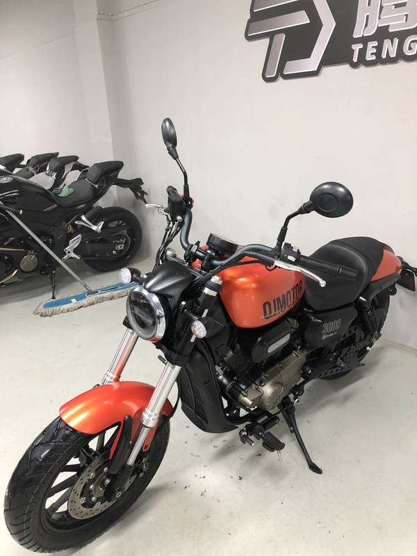 二手QJMOTOR闪300