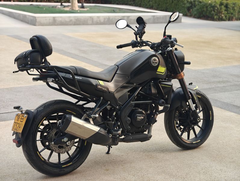 二手贝纳利幼狮 Leoncino 250