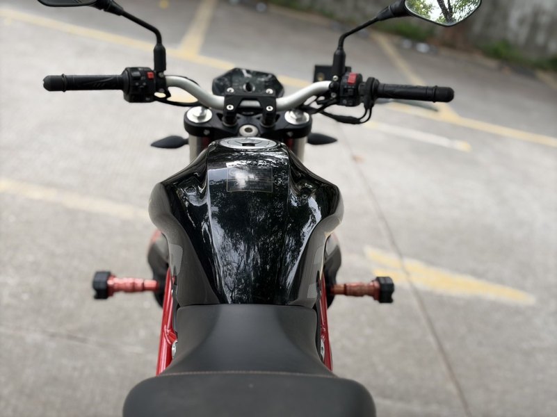 二手贝纳利蓝宝龙 BN302S