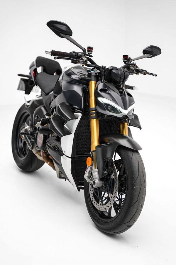 二手杜卡迪Street Fighter V4