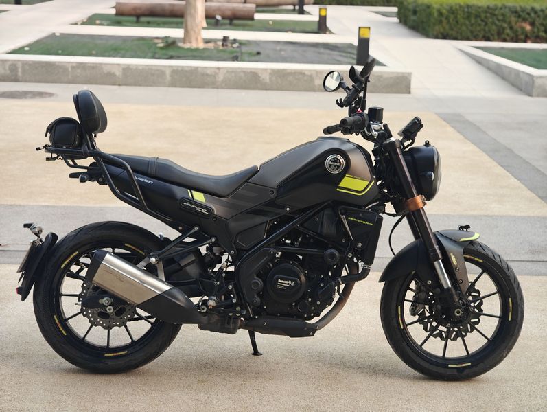 二手贝纳利幼狮 Leoncino 250