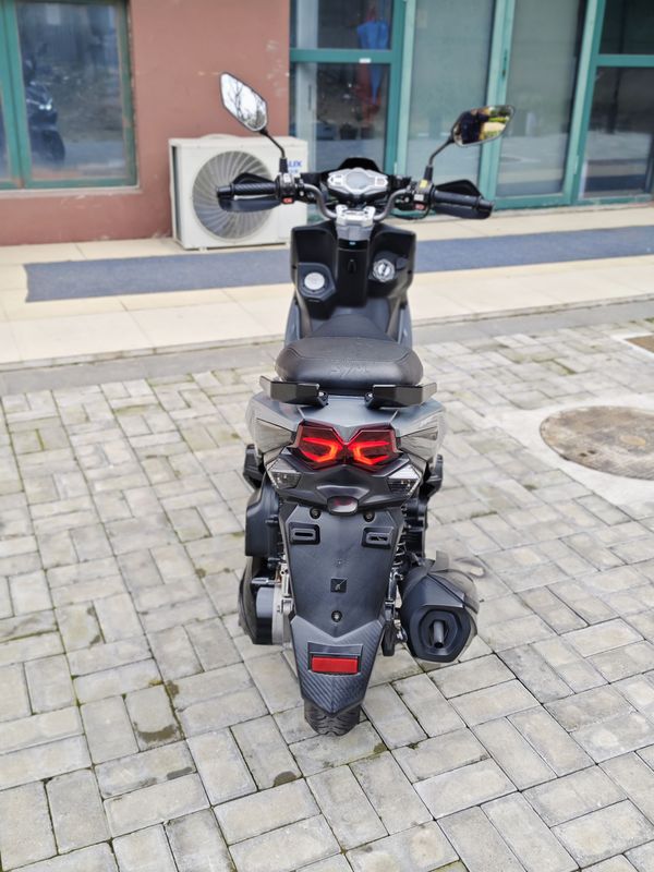 二手三阳小钢侠 CROX