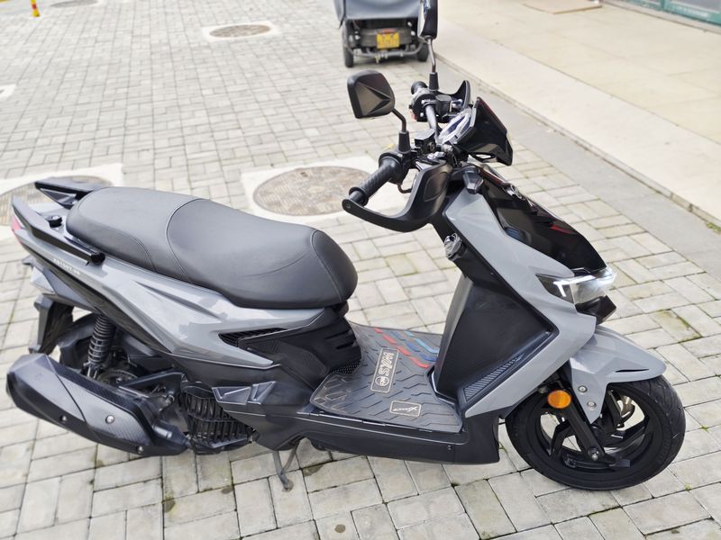 二手三阳小钢侠 CROX