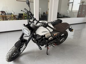 二手五羊本田鸷道 CB190SS