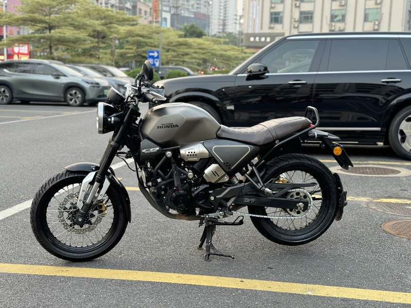 二手五羊本田鸷道 CB190SS