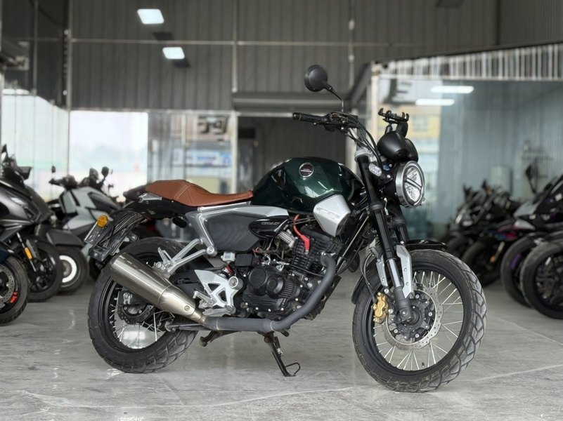 二手五羊本田鸷道 CB190SS