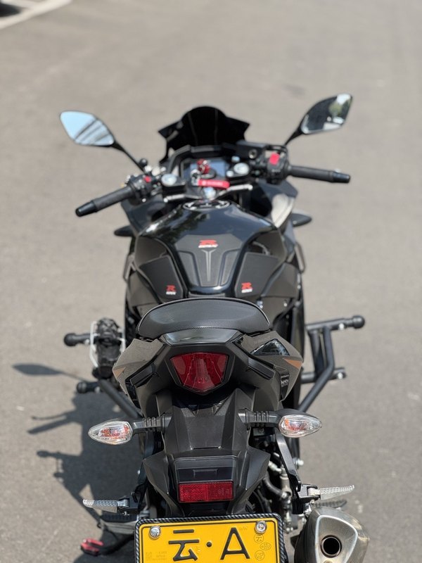 二手豪爵铃木GSX250R