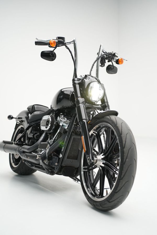 二手哈雷戴维森突破者 Breakout