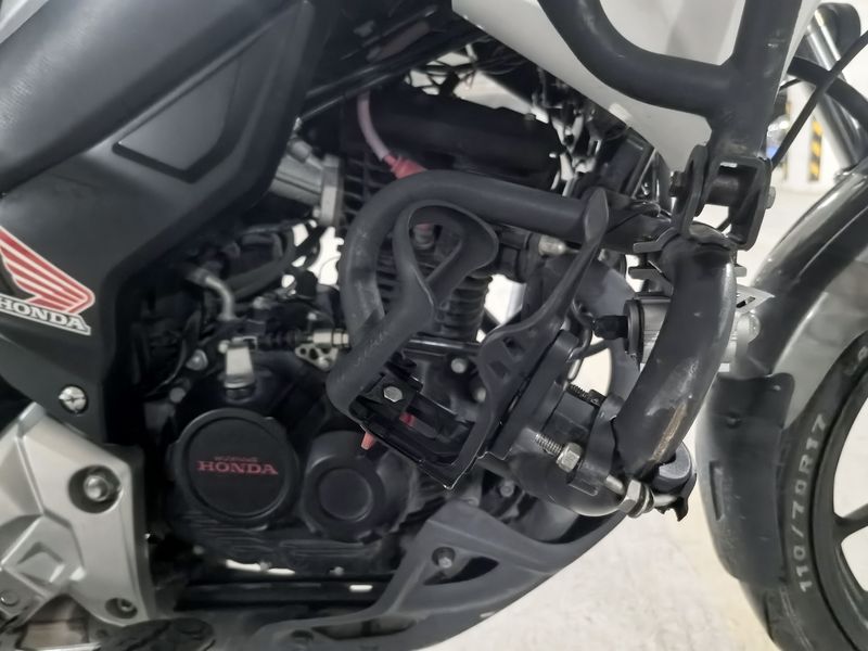 二手五羊本田猛鸷 CB190X