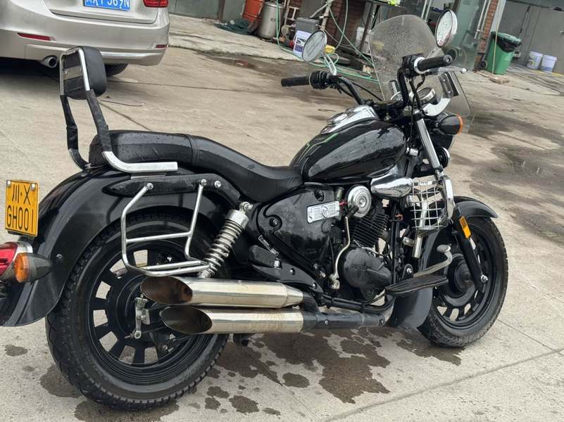 二手钱江凯威极光 200