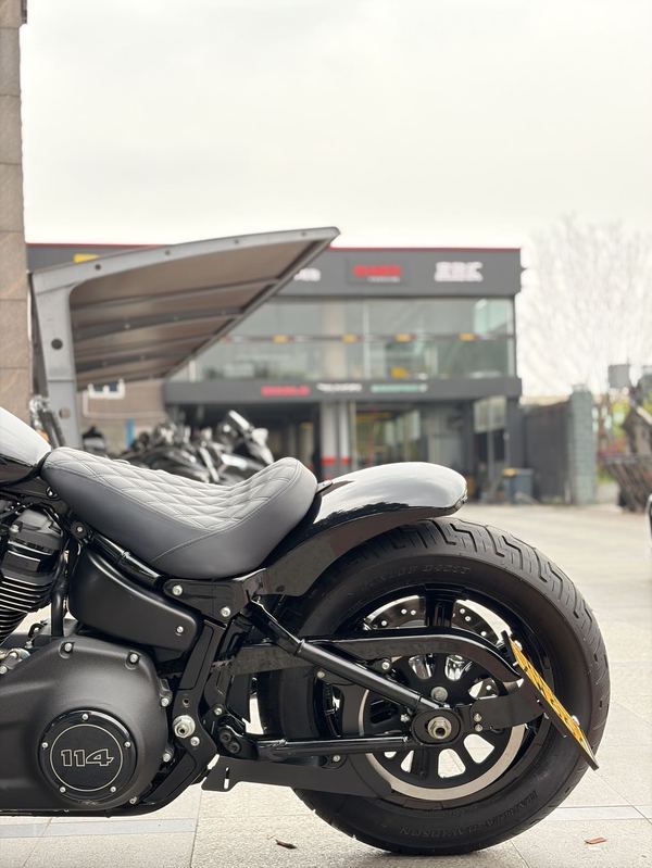 二手哈雷戴维森街霸 Street Bob