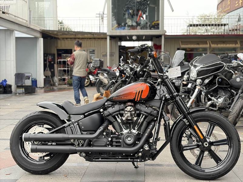二手哈雷戴维森街霸 Street Bob