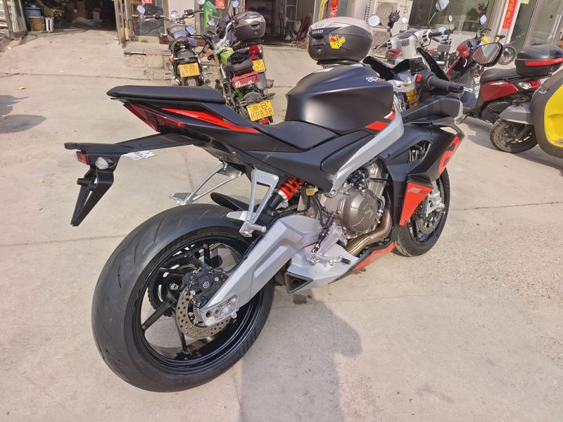 二手阿普利亚RS 660 