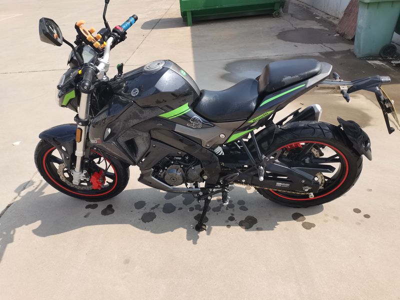 二手贝纳利小迅龙 BN150S