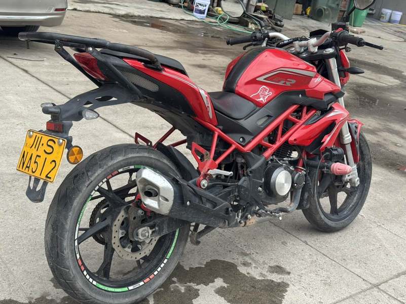 二手贝纳利红宝龙 TNT150i