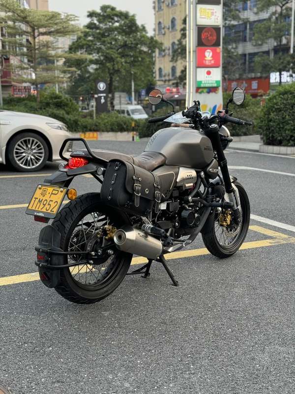 二手五羊本田鸷道 CB190SS