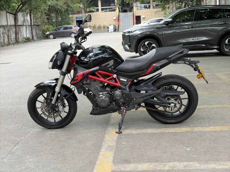 二手贝纳利蓝宝龙 BN302S