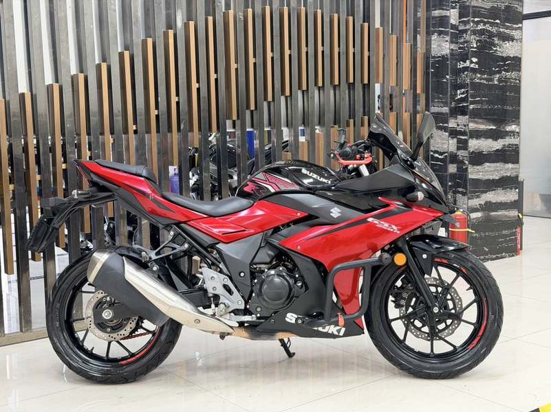 二手豪爵铃木GSX250R