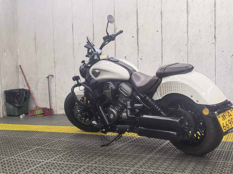 二手奔达黑旗950