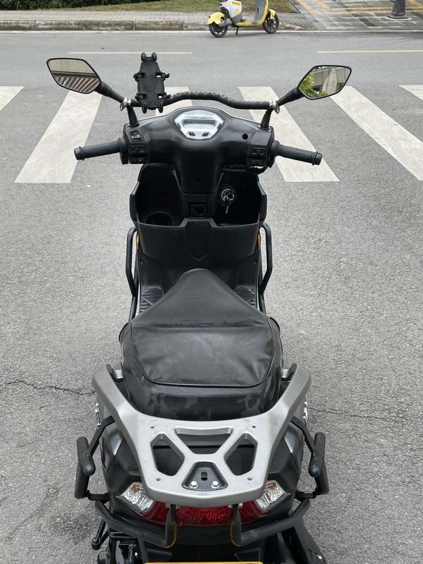 二手豪爵虎鲨VX125