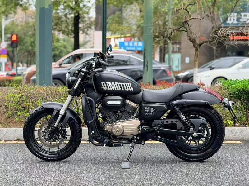 二手QJMOTOR闪300