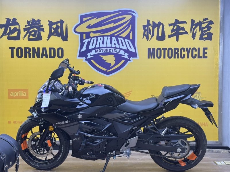 二手豪爵铃木GSX250R