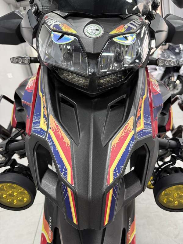 二手贝纳利金鹏 TRK502