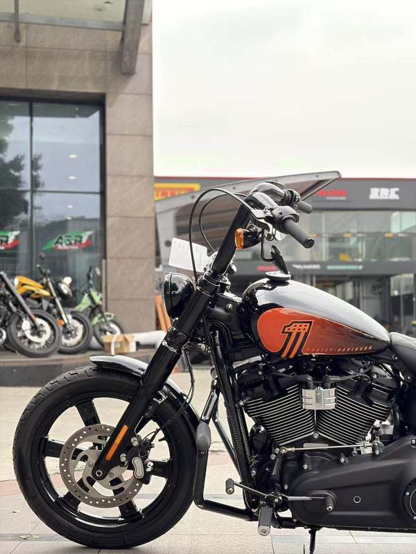 二手哈雷戴维森街霸 Street Bob