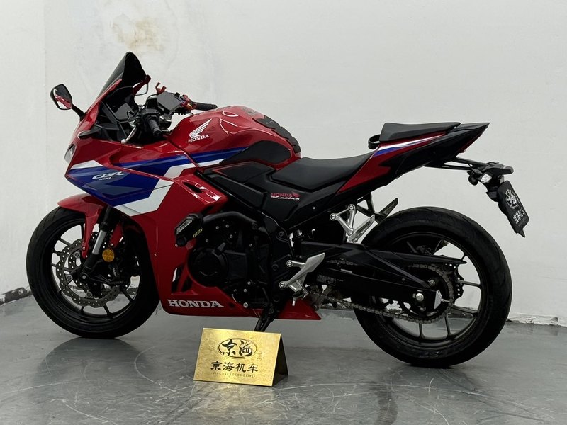 二手本田CBR400R