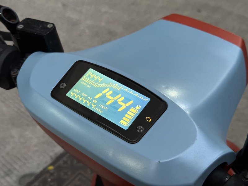 二手阿雷纳鸭嘴兽 Platypus