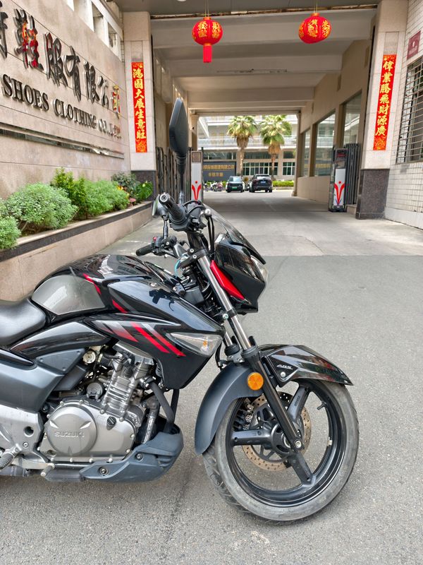 二手豪爵铃木骊驰 GW250