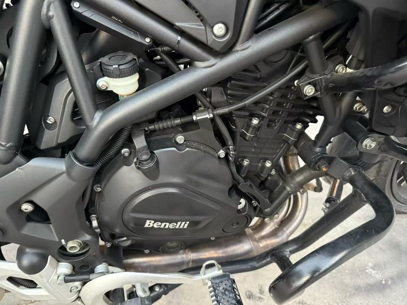 二手贝纳利TRK702