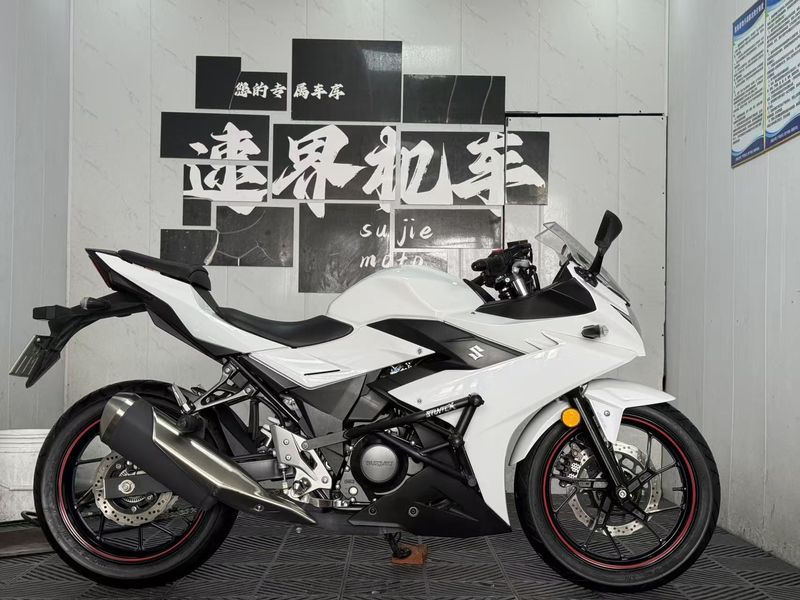 二手豪爵铃木GSX250R