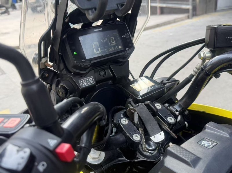 二手豪爵铃木DL250