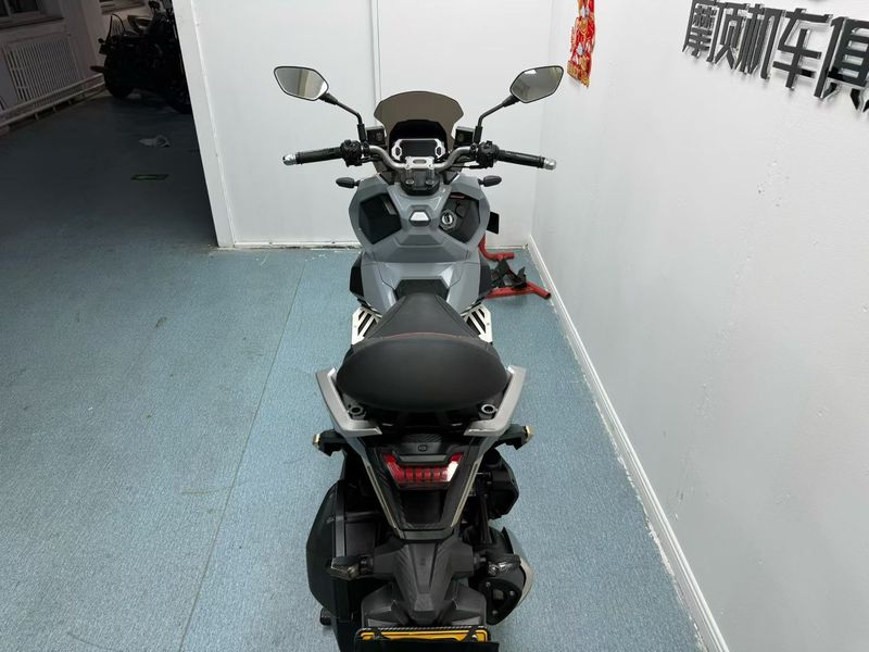 二手三阳哈士奇 Husky ADV150