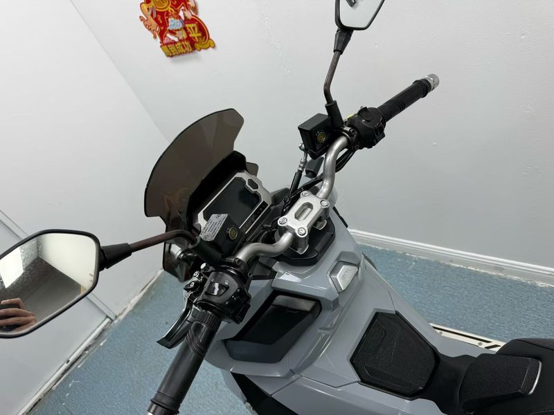 二手三阳哈士奇 Husky ADV150