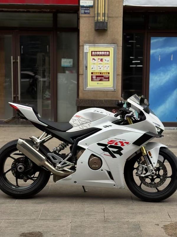 二手张雪机车500RR