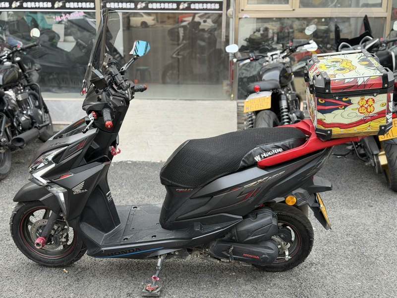 二手新大洲本田裂行 RX125Fi