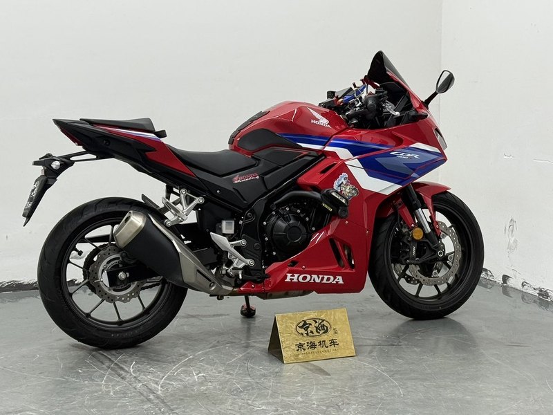 二手本田CBR400R