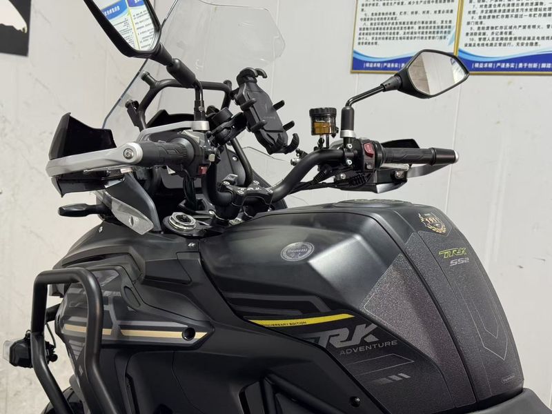 二手贝纳利TRK552