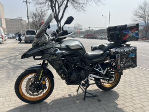 二手贝纳利金鹏 TRK502