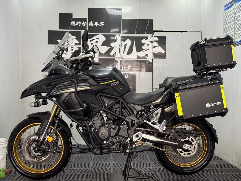 二手贝纳利TRK552